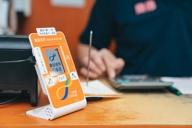 OCL Launches Octopus Mobile POS Helping Small and Medium-sized Retail Merchants and Taxi Drivers Accept Cashless Payments During the Pandemic